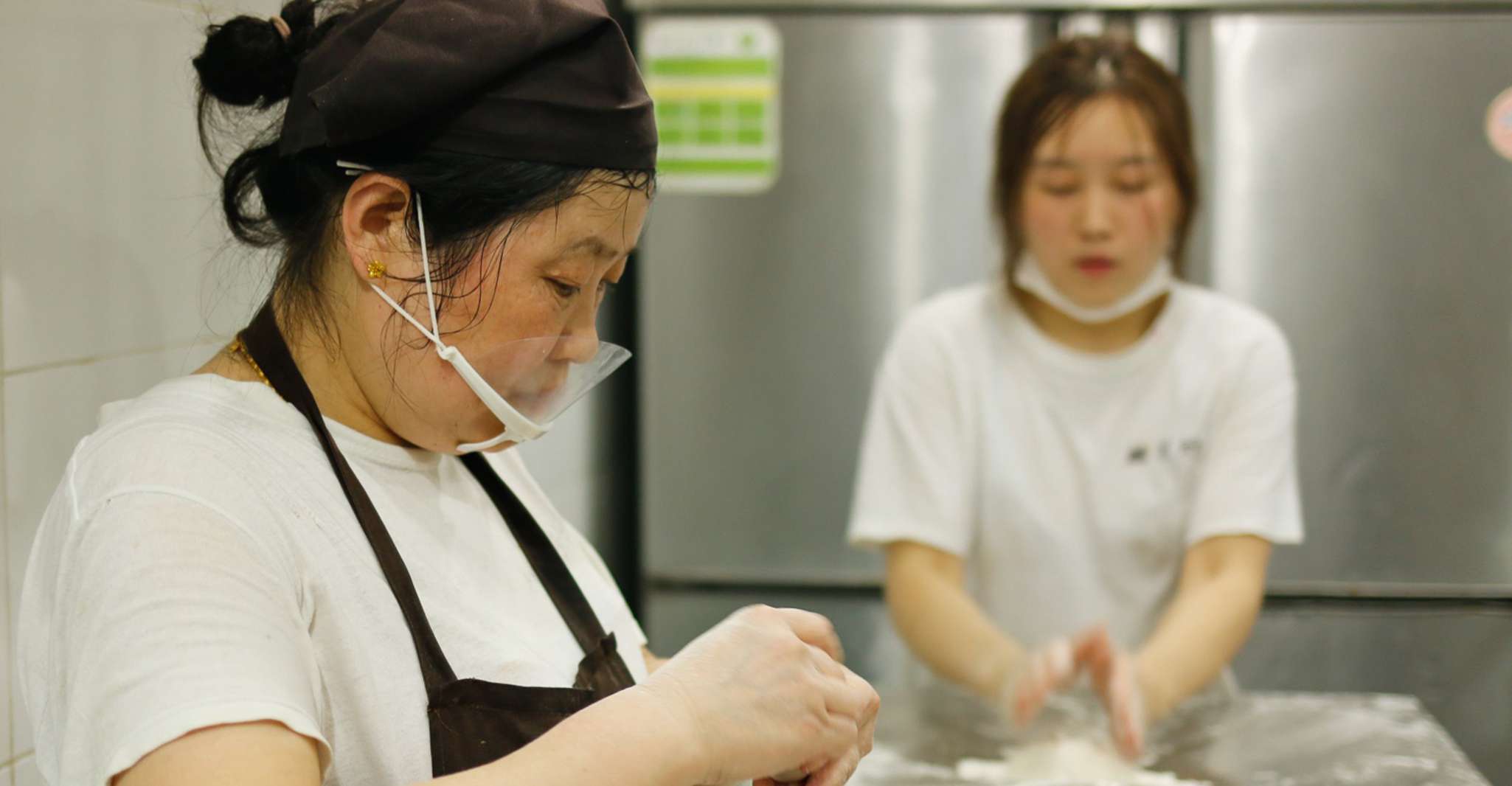 Shanghai: 3-Hour Local Food Tasting Tour photo 6