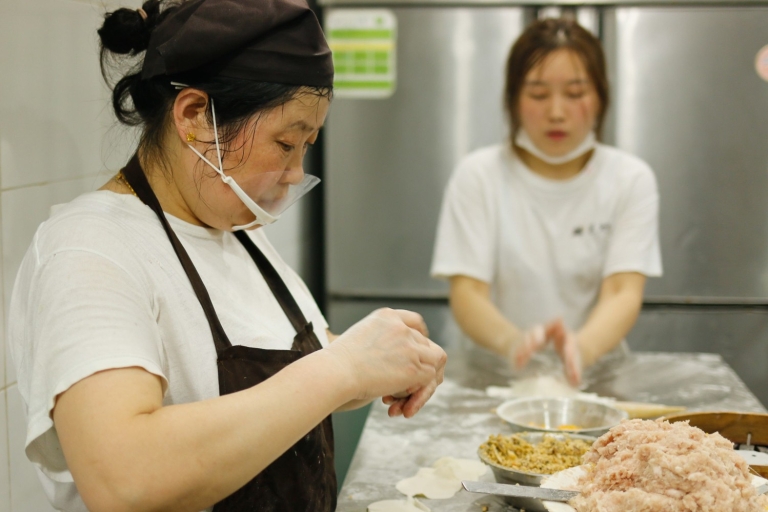 Shanghai: visite de dégustation de plats locaux de 3 heures