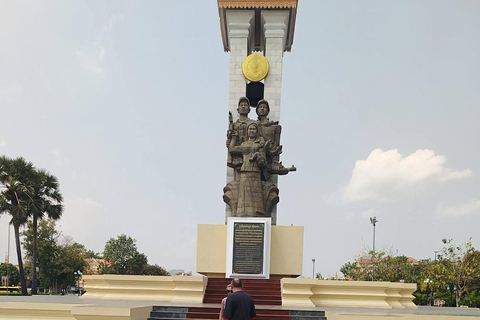 Phnom Penh: 11 Highlights 3-Hour Express Tour by Tuk-Tuk Phnom Penh: 11 Hidden Gems 3-Hour Tour - Flex Start Time