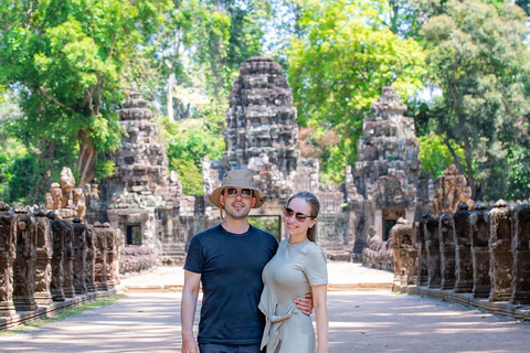 Siem Reap: Private Angkor Wat Tuk-Tuk Tour (English Driver) 5-8 Hours: Angkor Wat - Top 3 Temples & More (Flex-Start)