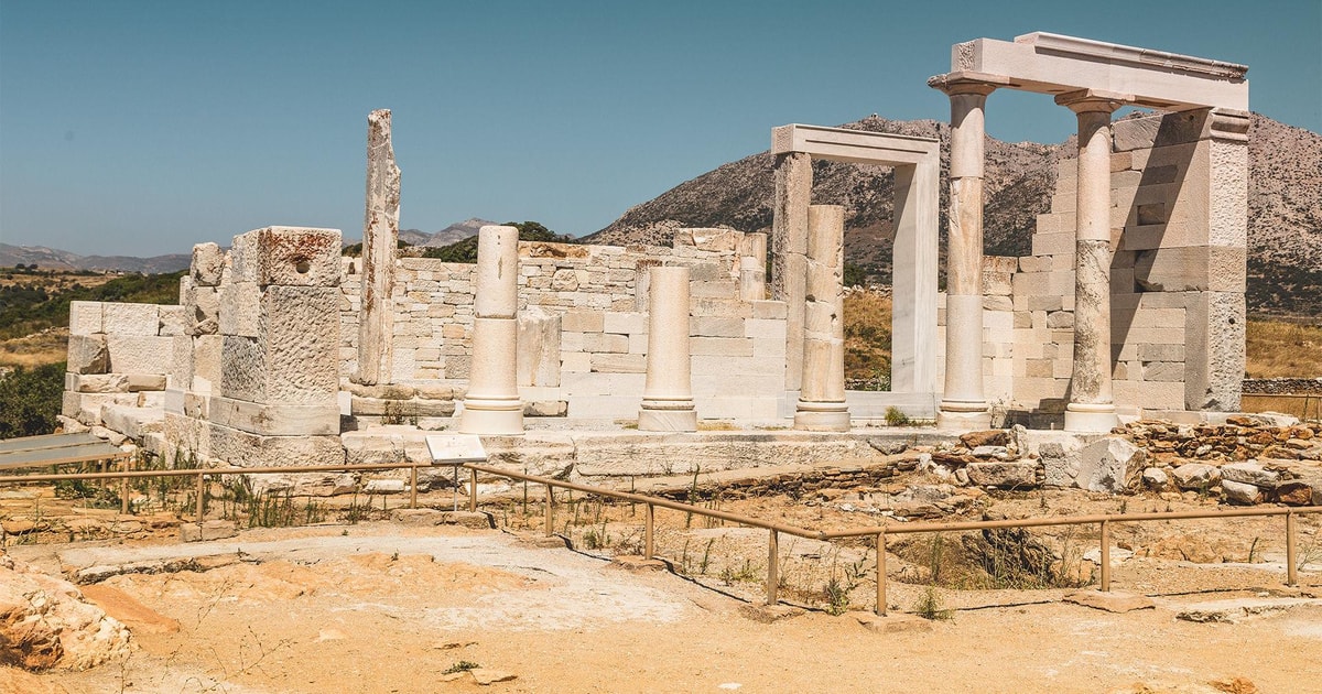 Descubre la incomparable belleza de Naxos en un tour de día completo