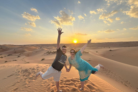 Oman Discovery: 3-Day Private Tour with Hotel Stay & Meals