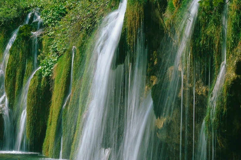 From Zadar: Plitvice Lakes Guided Day Tour and Boat Ride From Zadar: Plitvice Lakes Day Tour, Simply and Safe Tour