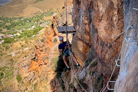 Granada: Via Ferrata Guejar Sierra "La Araña".