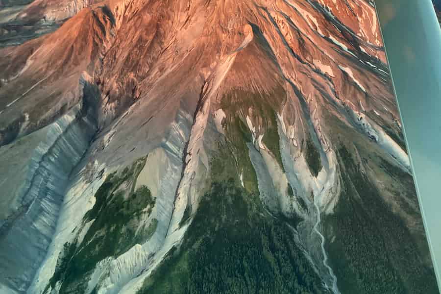 Ab Portland: Rundflug über den Mount St. Helens. Foto: GetYourGuide Ab Portland: Rundflug über den Mount St. Helens. Foto: GetYourGuide