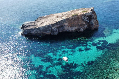 Mellieha: Båtresa runt Comino, Grottor &amp; Blå lagunen