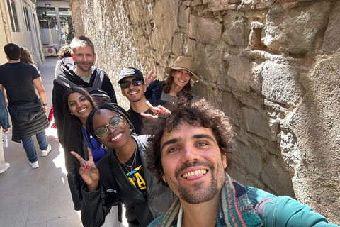 Barcelona: Gothic Quarter Walking Tour with a Local Guide Italian Walking Tour
