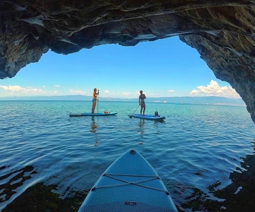 Ohrid: Stand Up Paddleboarding Tour with Landmarks & Photos