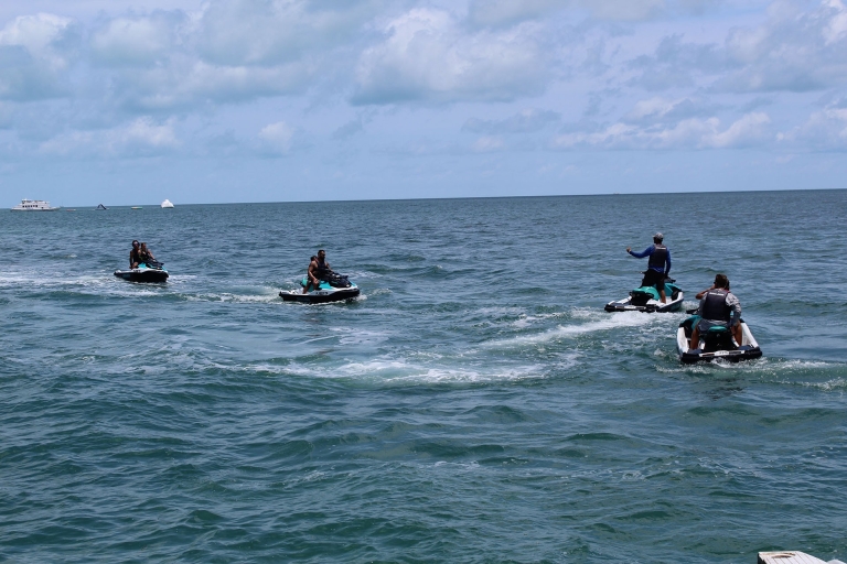 Shuttle van Miami naar Key West: dolfijnen, snorkelen en meerKey West-shuttle met jetski Duval Street
