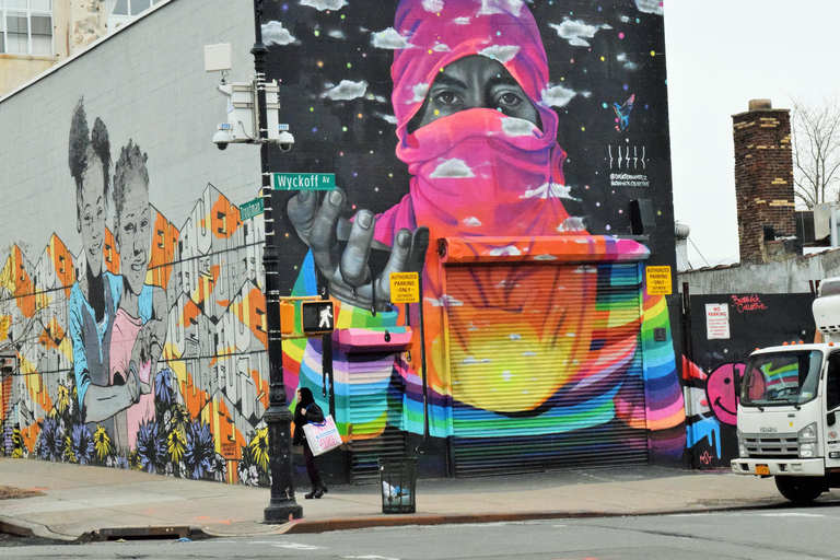 NYC Contrasten Tour Harlem, Bronx, Williamsburg, Queens &amp; Brooklyn