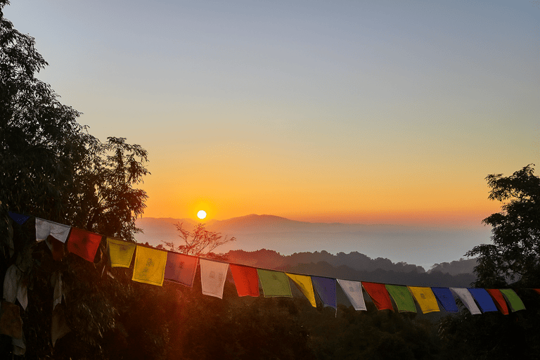 Kathmandu: 4-Day Valley Ridge Trek with Homestay