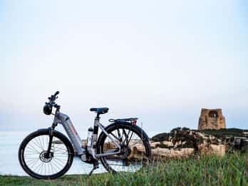 Självguidad tur på EBIKE från Lecce, Grotta della Poesia, Otranto - 50 km