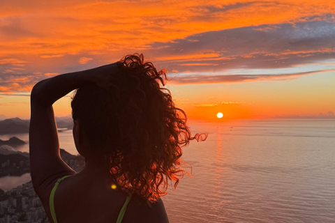 Dawn at Morro Dois Irmãos Sunrise at Morro Dois Irmãos