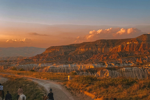Cave Creek: Guided Sunset Horseback Ride Through the Desert 1.5-Hours Guided Sunset Horseback Ride Through the Desert