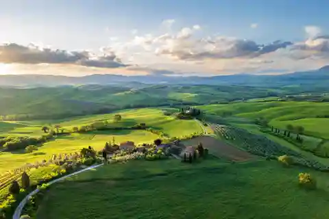Rome: Private & Fully Customizable Day Trip to Tuscany.