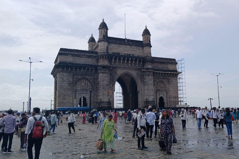 Mumbai Slum Tour & City Sightseeing with Pickup, Car & Guide Half-Day Private Sightseeing Tour