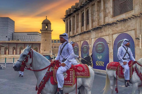Doha: Private City Tour with Souq waqif and Peral Qatar