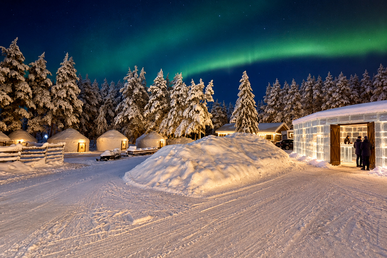 Levi: Northern Lights Yurt Dinner & Arctic Village