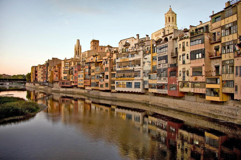 From Girona: Girona, Banyoles, and Besalú with a slow and gastronomic experience