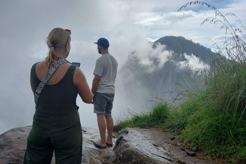 Mirissa to Ella: Rail Trails, Tea Villages & Highland Escape