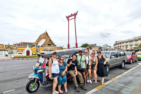 Bangkok: Tour guidato in un tipico Tuk-Tuk tailandese