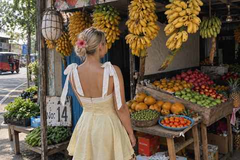 Kandy: Exotic Fruit Tasting & Tuk-Tuk Market Tour