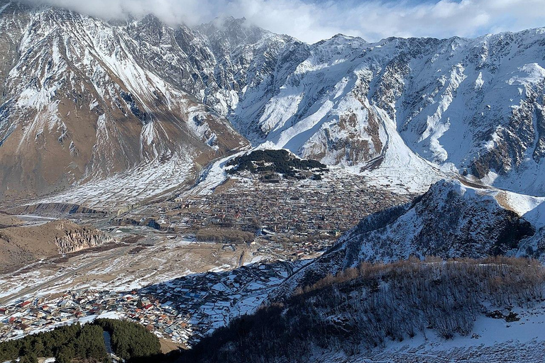 From Tbilisi: Ananuri, Gudauri, Kazbegi Adventure