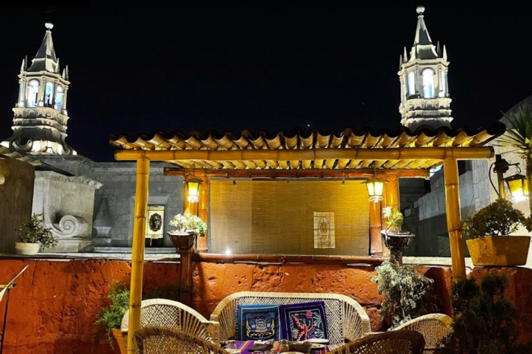 Kroegentocht in Arequipa met drankjes en VIP-toegang.Kroegentocht in Arequipa