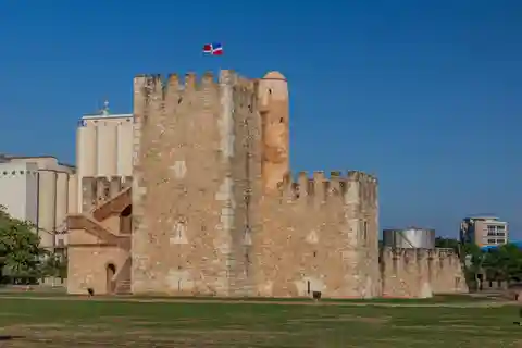 Santo Domingo: Family-Friendly Guided Walking Tour