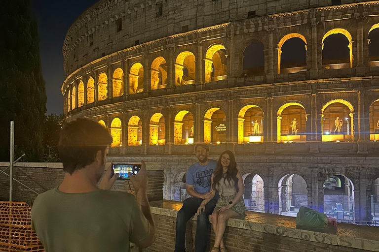 Rome by Night: Enchanting Golf Cart Tour with Wine, Cocktails, and History