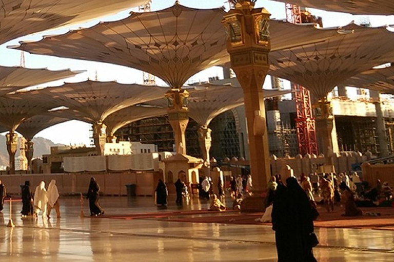 Medina Tour From Jeddah by Train