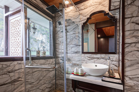 Hanoi: 3-Day Bai Tu Long Bay Cruise & Ninh Binh Excursion