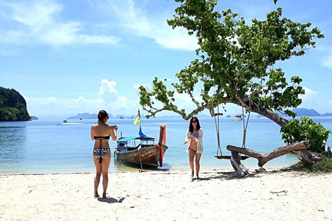 Passeio de barco particular pela ilha de Krabi HongPasseio pela ilha de Krabi Hong em um barco particular de cauda longa