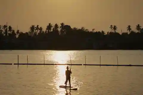 Kajak und Paddleboard - Kalanan Riverside Resort