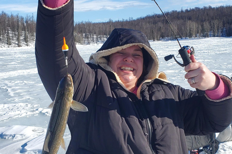 Anchorage: Ice Fishing Trip With Transportation