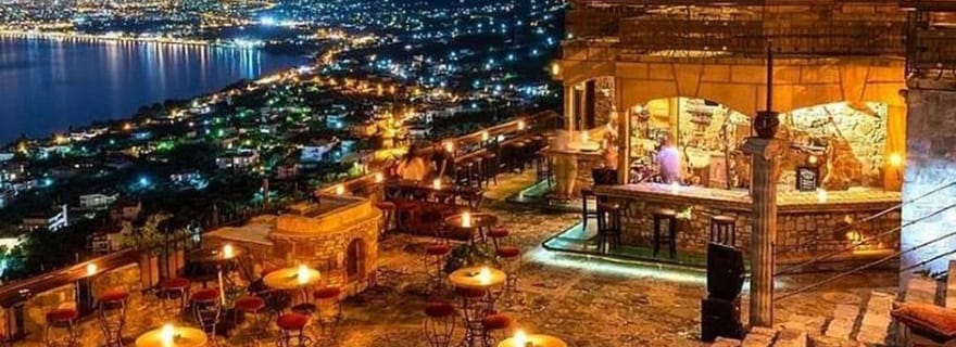 Vieille ville de Kalamata et Kastraki : histoire, coucher de soleil et saveurs locales