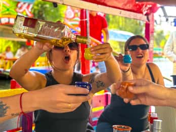 Xochimilco: Tequila tasting (unlimited) and cultural party on a boat