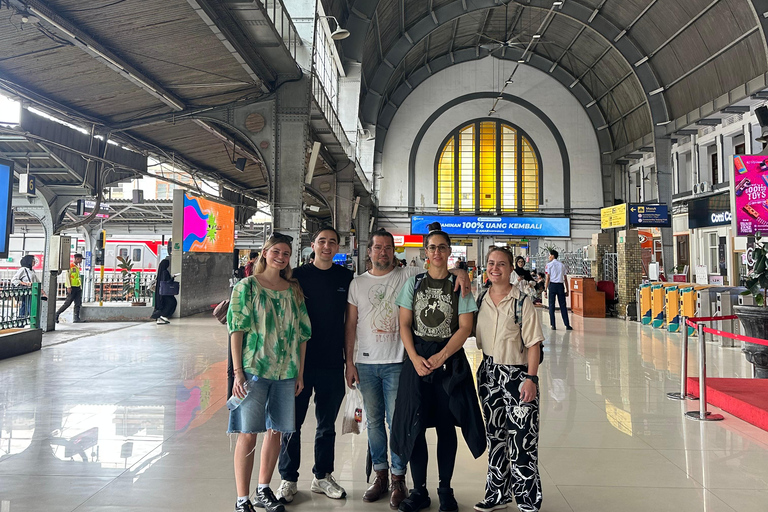 Jakarta: Vegetarian Food Tour with Old Town Square Visit