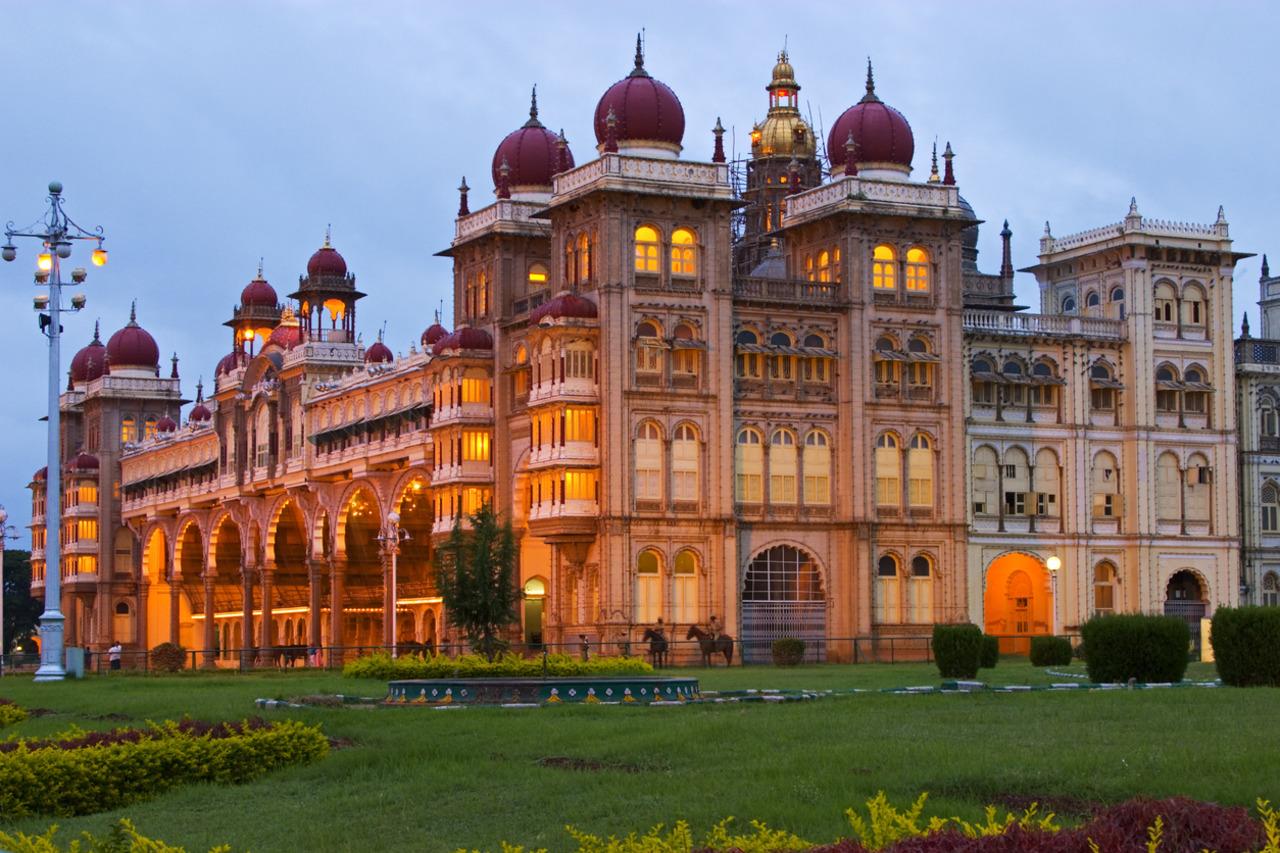 Entdecke Mysore: Prunkvolle Paläste und pulsierende Märkte