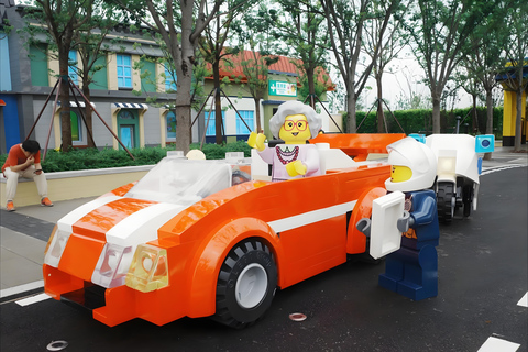 Shanghai: LEGOLAND Shanghai Resort Ticket Private Photography Service (Price per hour)