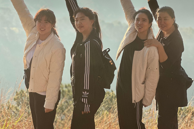 Dalat: Cloud Chasing packaged hike - Sunrise Pickup Included Group Packaged Tour - Free photo & video taken by tour guide