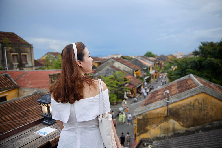 Tour privato della città di Hoi An con una guida affascinanteTour a piedi