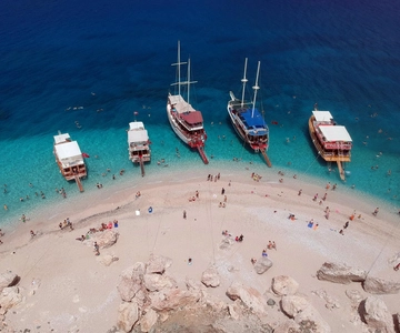 Antalya: gita in barca all'isola di Suluada con pranzo e trasferimento dall'hotel