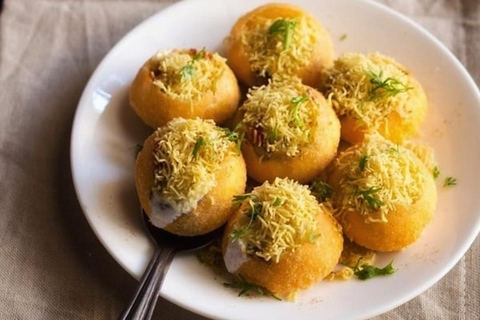 Mumbai: Street Food Tour with Local Guide