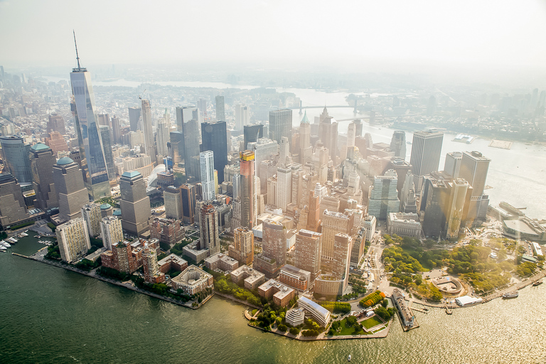 NYC: Passeio de helicóptero pela ilha de Manhattan com tudo incluídoDe Manhattan: 12 a 15 minutos de voo