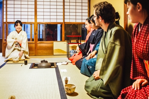 Kioto: experiencia de la ceremonia del té de 45 minutosCeremonia del té por la tarde a la luz de las velas