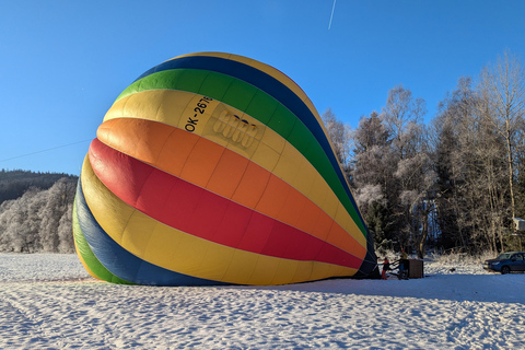 From Prague: Balloon ride with Champagne & Picnic