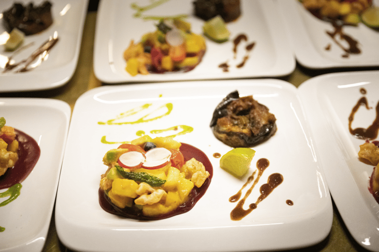 Venice: Live Concert with Dinner or Aperitif at LL JAZZ Club Delicious Dinner with Live at Top Northern Italy Jazz Club