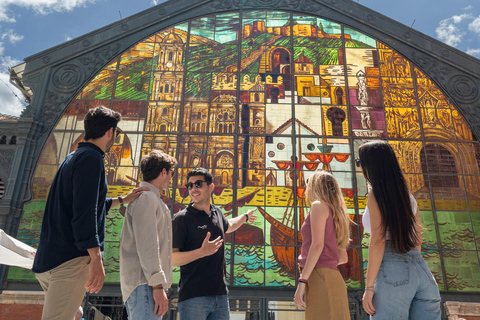 Málaga: Tapas, Wine &amp; Rooftops Tour gastronómico em pequenos grupos