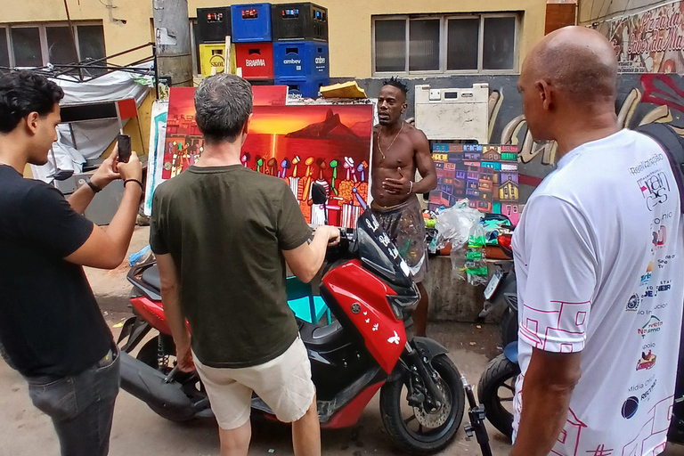 Favela Art Walk in Ipanema – Meet Artists & Buy Local Art